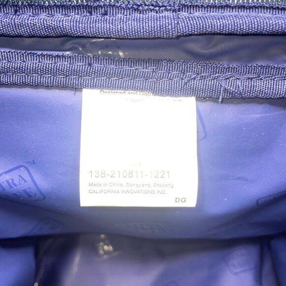 Life Is Good Navy Kids Insulated Cooler Bag With Stain-Repellent Exterior - Picture 11 of 11